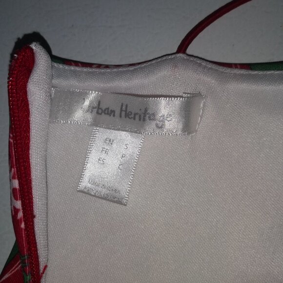 Urban Heritage Fit & Flair Ladies Christmas Dress with Necklace included - Picture 7 of 12